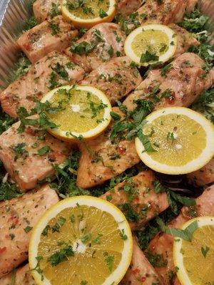 Salmon with lemon and capers