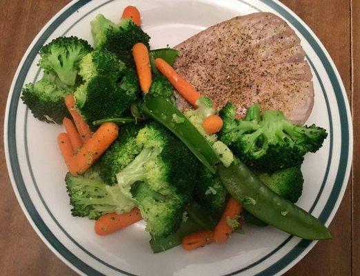 My bargain tuna & veggies dinner~