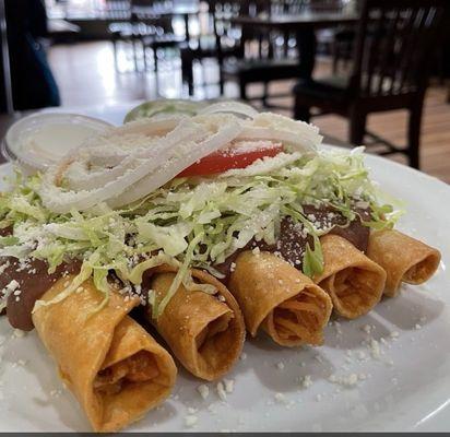 Fried tacos/ flautas