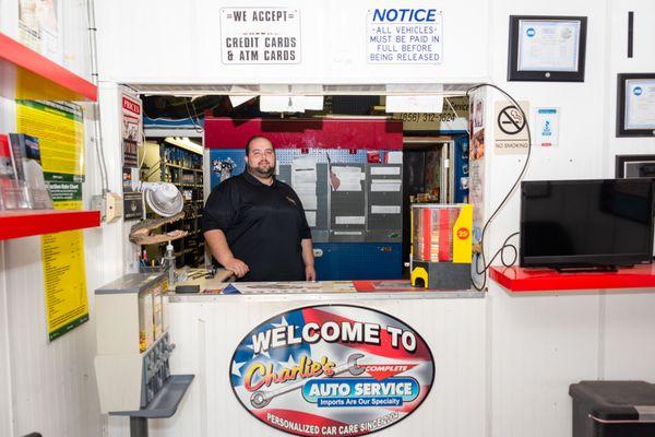 Charlie's Complete Auto Service