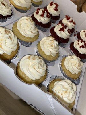 Banana Pudding & Red Velvet Cupcakes (Party Catering)