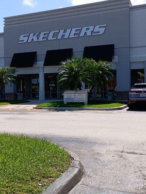 Skechers