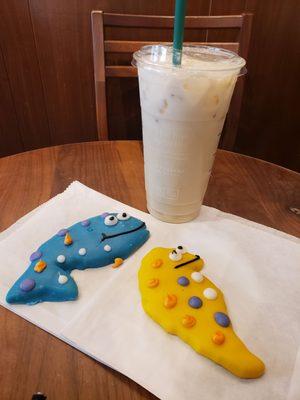 My Cookies & Coffee (Tea) Of The Day!  1 Fun Fish 2 Fun Fish! Lol