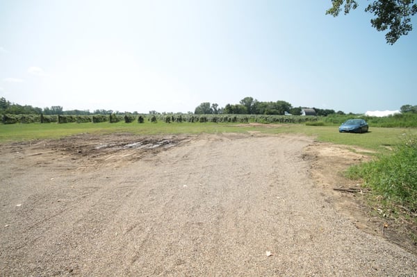 Parking lot near the Chardonnay Vineyard.