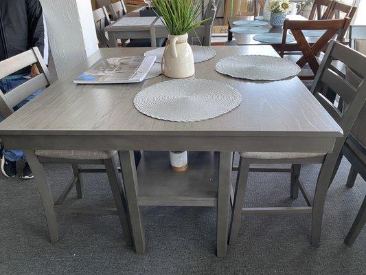 5 piece dining table and chair set