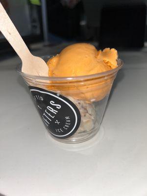 half & half Single Scoop thai tea Chocolate Chip Cookie vegan Quart