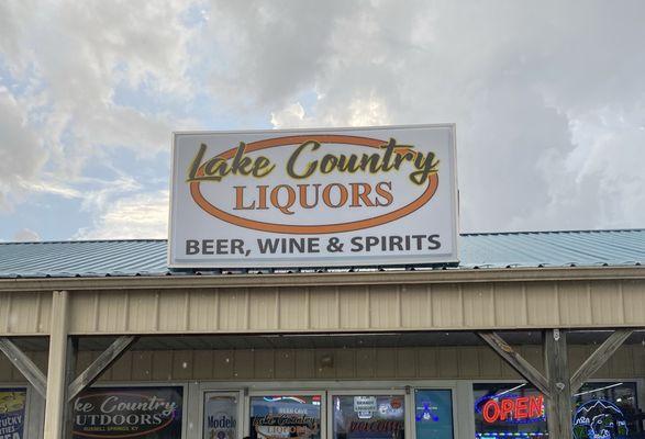 Lake Country Liquors