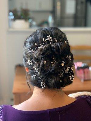 Curled bridal bun