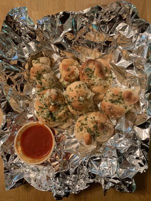 Garlic knots.