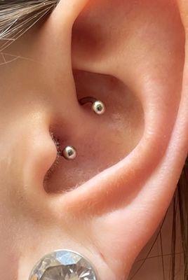 Daith piercing