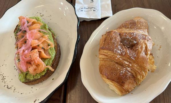 Avocado toast and Dulce de Leche croissant.