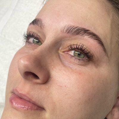 Lash Lift + Tint 
Brow Lamination + Tint