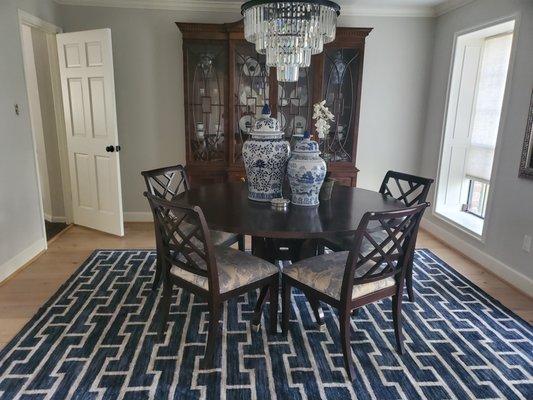 Picked up this rug that completes my blue and white transitional space.