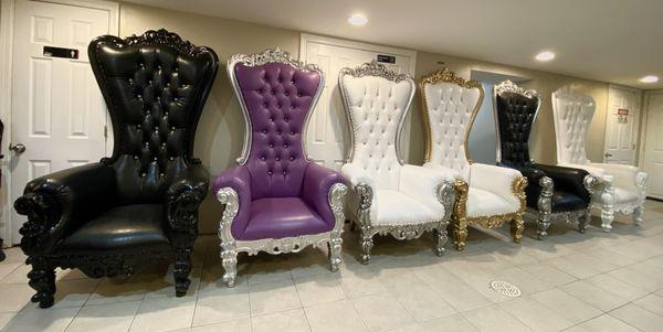 Add a royal touch to your event with our stunning throne chairs! Available in a variety of colors to perfectly match your event's theme.