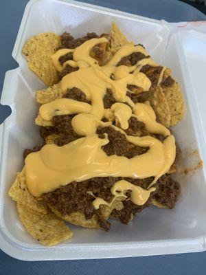 Chill cheese nachos