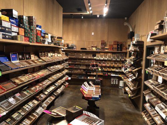 Walk in humidor