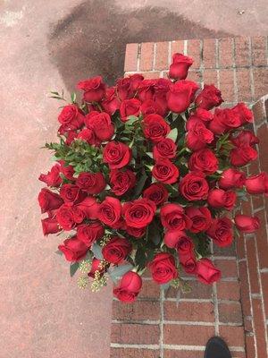 Roses anyone ? Send  roses today