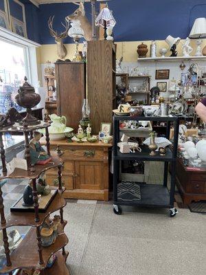 Biggar & Biggar Antique Mall