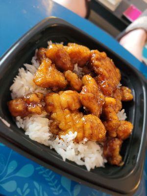 Orange chicken bowl with white rice