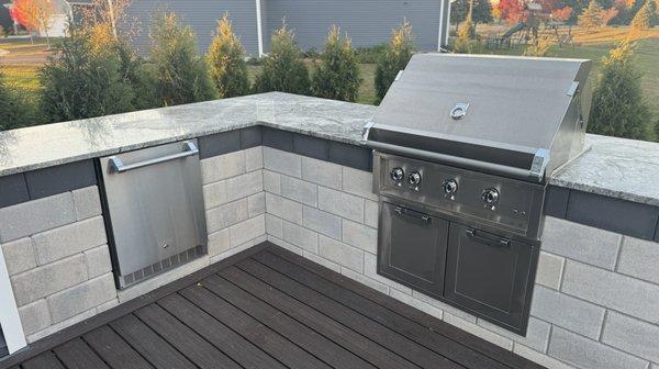 Granite kitchen countertops for outdoor kitchen