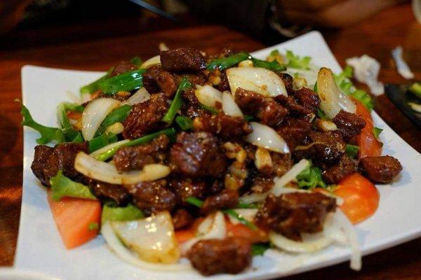 Bo Luc lac
Shaken beef is specialty of Chef Davis