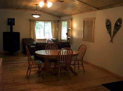 Cedar Mountain Cabin living and dining area