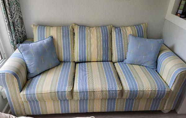 Beautiful, queen sofa bed, barely used.