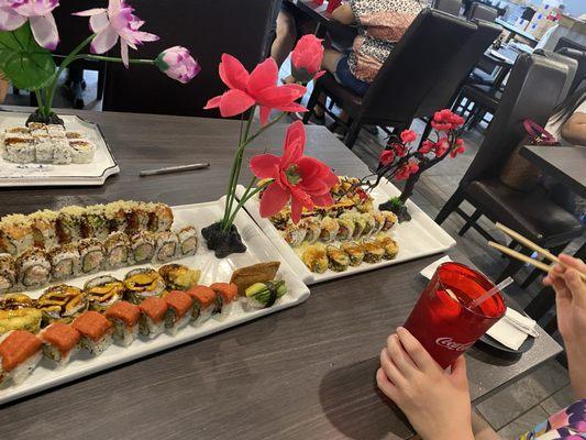 AYCE sushi lunch at Volcano Japanese Sushi!!