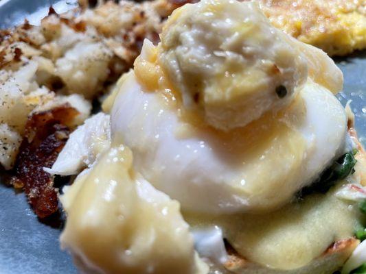 Jumbo Lump Crab Benedict