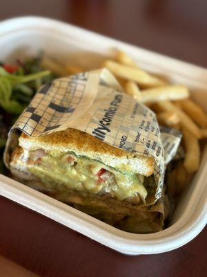 The delicious green curry sandwich with grilled chicken