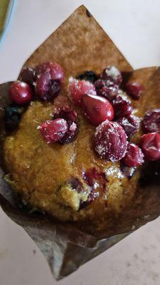 Close up of the cranberry muffin (in all its glory)