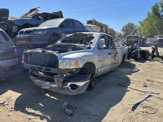 We buy junk cars 214-883-6364