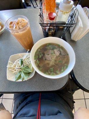 Pho tha chin soup