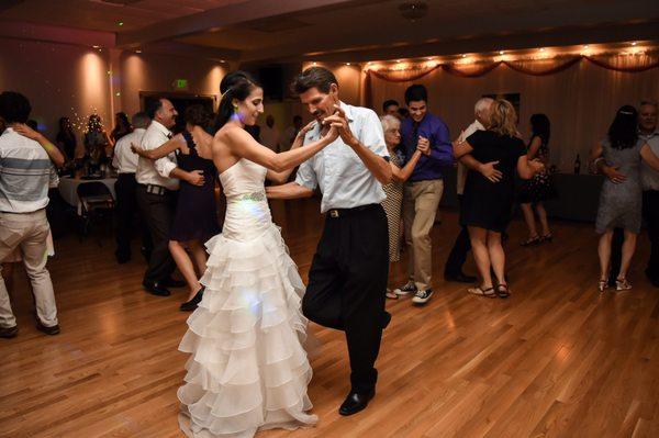 Art of sound even played a couple Portuguese songs so the entire family could dance the night away!!