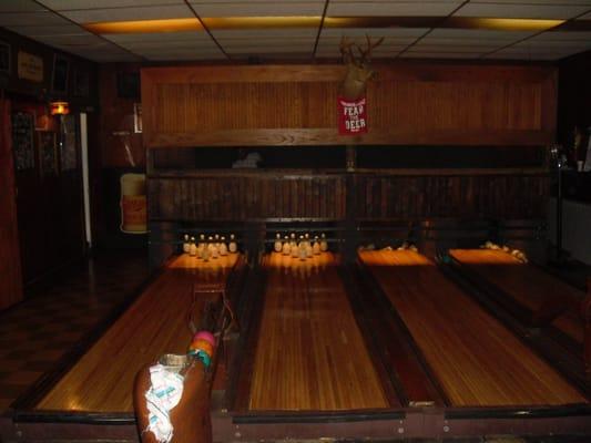 Mini bowl lanes