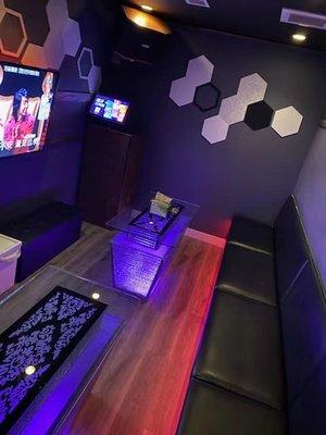 Karaoke room medium size