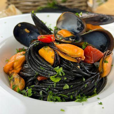 squid ink spaghetti with sea fruits