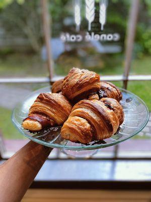 Pain au jambon (ham & gruyere croissants)