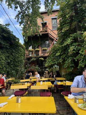 Garden patio #vibes