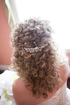 Wedding curls by Christina