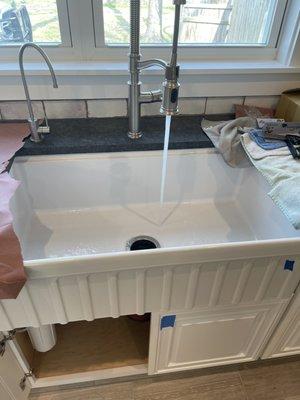 Kitchen sink install