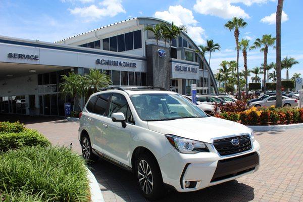 Exterior Subaru Service Entrance