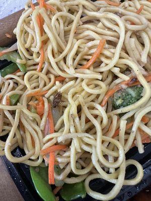 Beef lo mein a la roach