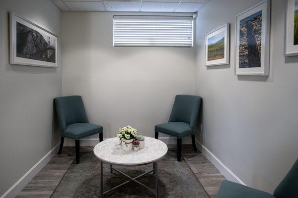 Napa Valley Cosmetic Dentistry Dental Practice Lobby - The Dental Practice Of Napa Dentist Deirdre Burke