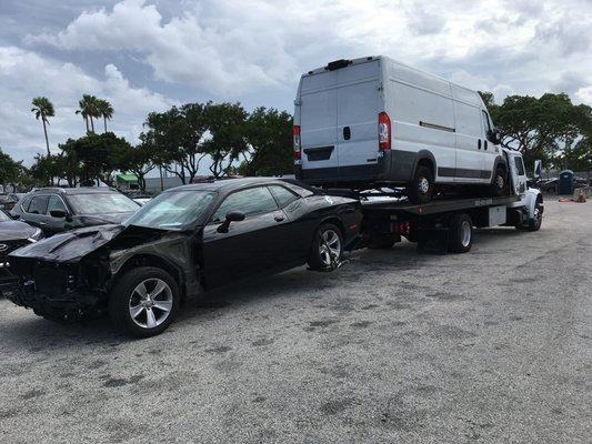 Thes best towing services & recovery