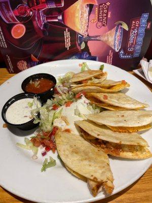 Bacon ranch quesadillas...yummy!