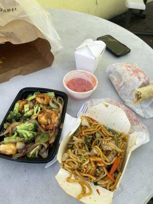 Vegetable Lo Mein Shrimp with Garlic Saucegarlic