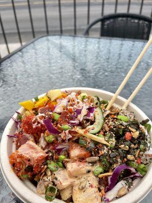 Loaded poke bowl