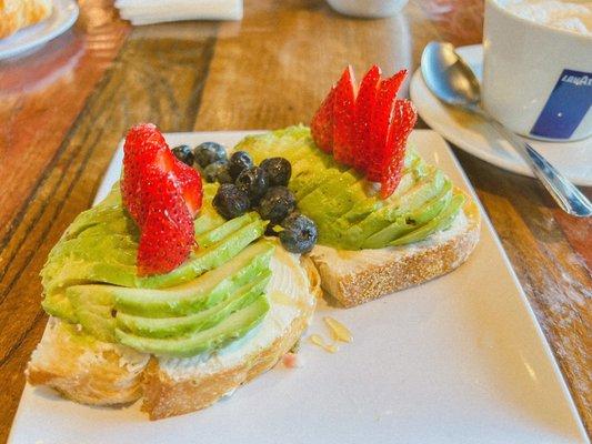 Avocado Strawberry Toast