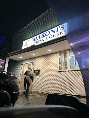 Maroni's Pizza